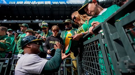 oakland athletics lineup today